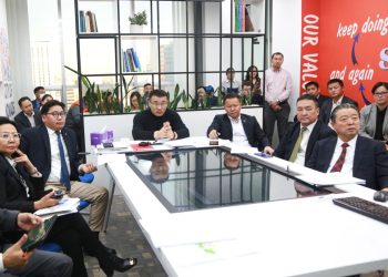 Ногоон байгууламж, явган болон дугуйн замын төлөвлөлт хийж, Хотын даргад танилцуулна