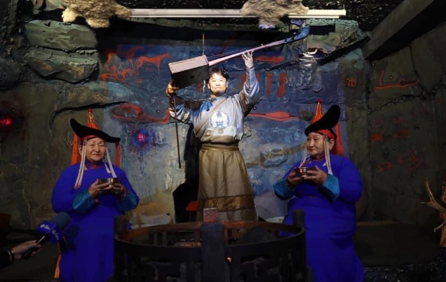 Боржигон хуурыг Монголын Театрын музейд заллаа