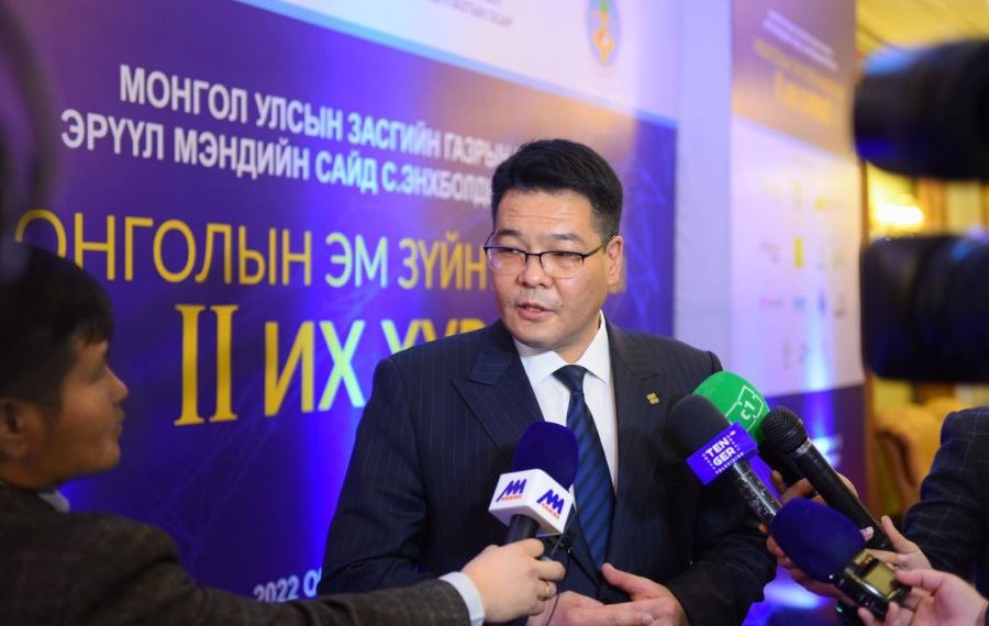 С.Энхболд: Эмийн чанар, хяналт, зохицуулалтад түлхүү анхаарч ажиллаж байна