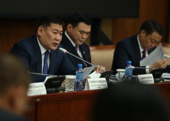 Иргэдийн орон нутагт шилжин суурьших, тогтвортой ажиллах нөхцөлийг бүрдүүлэхэд онцгой анхаарахыг Засаг дарга нарт үүрэг болголоо