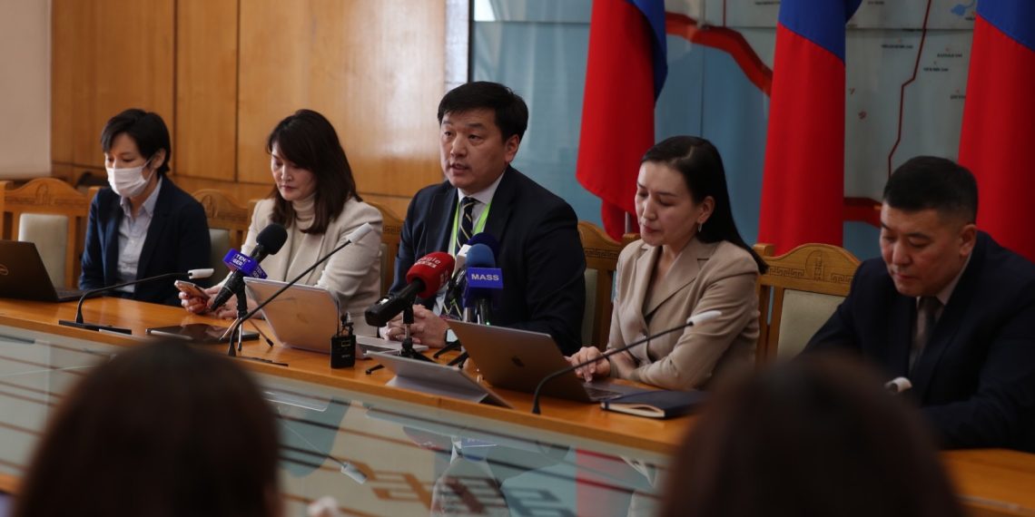 “Эрдэнэс Монгол” ХХК-ийн нээлттэй сонгон шалгаруулалтын сорил шалгалтад 2407 иргэн оролцоно