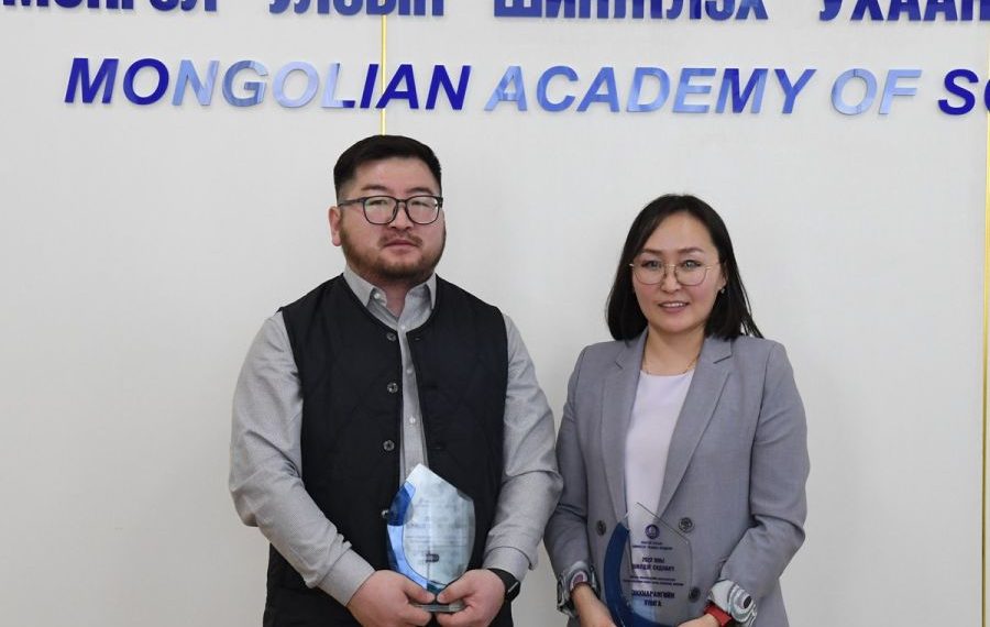 2022 оны шилдэг судлаачдыг шалгаруулжээ