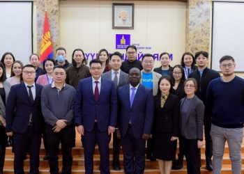 Харвардын их сургуулийн тэтгэлэгт хөтөлбөрт 20 эмч, мэргэжилтэн шалгарчээ