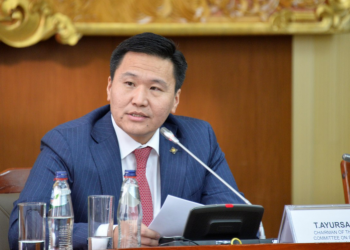 ЗГ: ХНХ-ын сайд Т.Аюурсайханы ажлаас чөлөөлөгдөх хүсэлтийг авч хэлэлцжээ