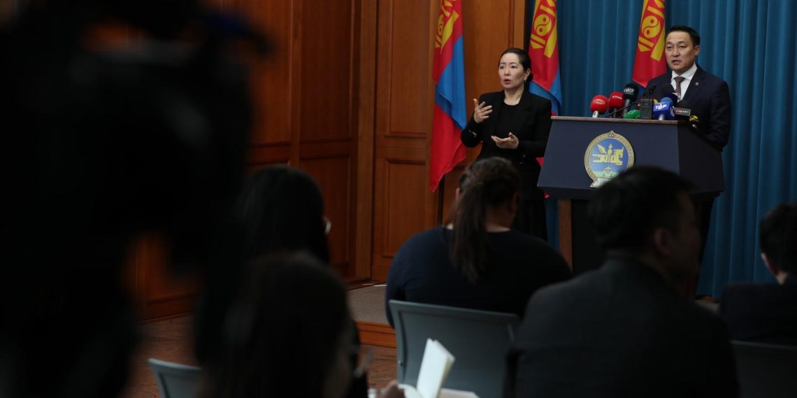 Жагсаалтаар нэр дэвшигчдийн 50 хувь нь эмэгтэй байх саналыг Засгийн газраас өглөө