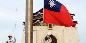 Тайвань АНУ-аас хөлөг онгоц эсэргүүцэх пуужин худалдаж авна