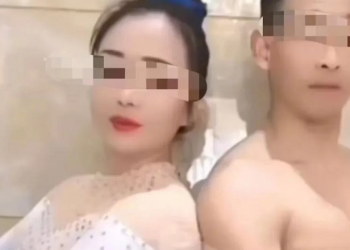 Хятадын акробатч үзүүлбэрийнхээ үеэр унаж нас баржээ