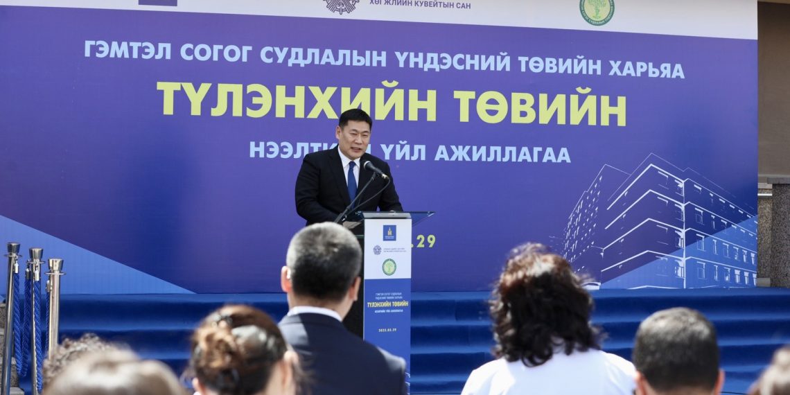 Л.Оюун-Эрдэнэ: Эхлүүлсэн төсөл төсвийн 2-3 жилд дуусдаг байх санхүүгийн тогтолцоонд шилжинэ