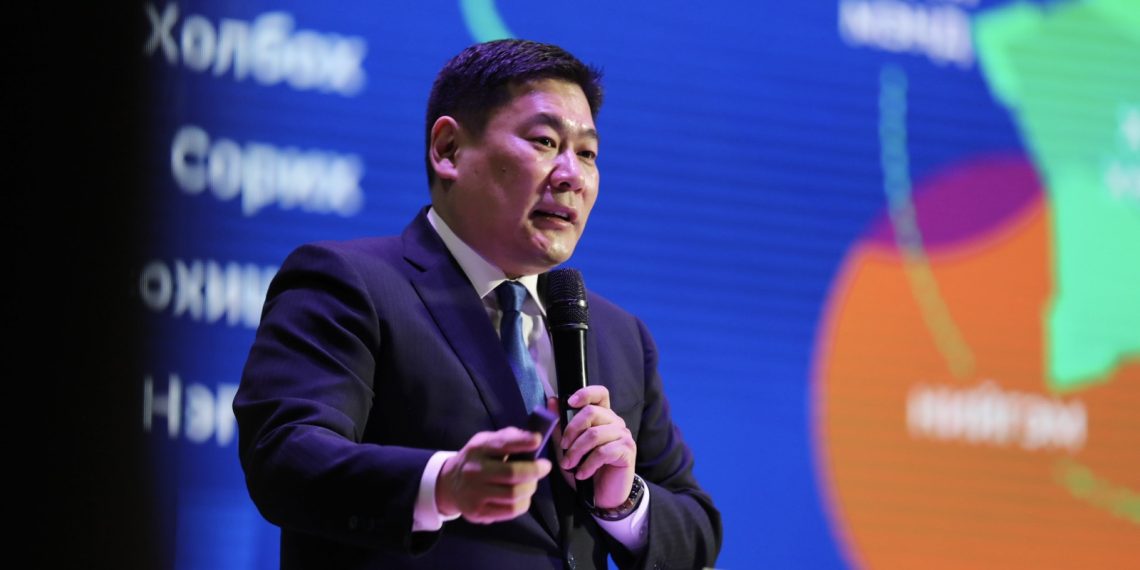 Л.Оюун-Эрдэнэ: “Боомтын сэргэлт”-ийн үр дүн гарч байна, одоо “Аж үйлдвэржилтийн сэргэлт”-д онцгой анхаарна