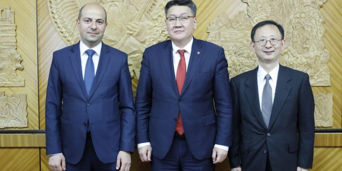 Монголд суух ОУВС-гийн шинэ суурин төлөөлөгч танилцах айлчлал хийж байна