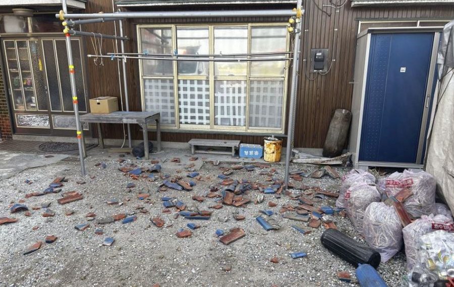 Японы зүүн хэсэгт 5.2 магнитудын хүчтэй газар хөдөлжээ