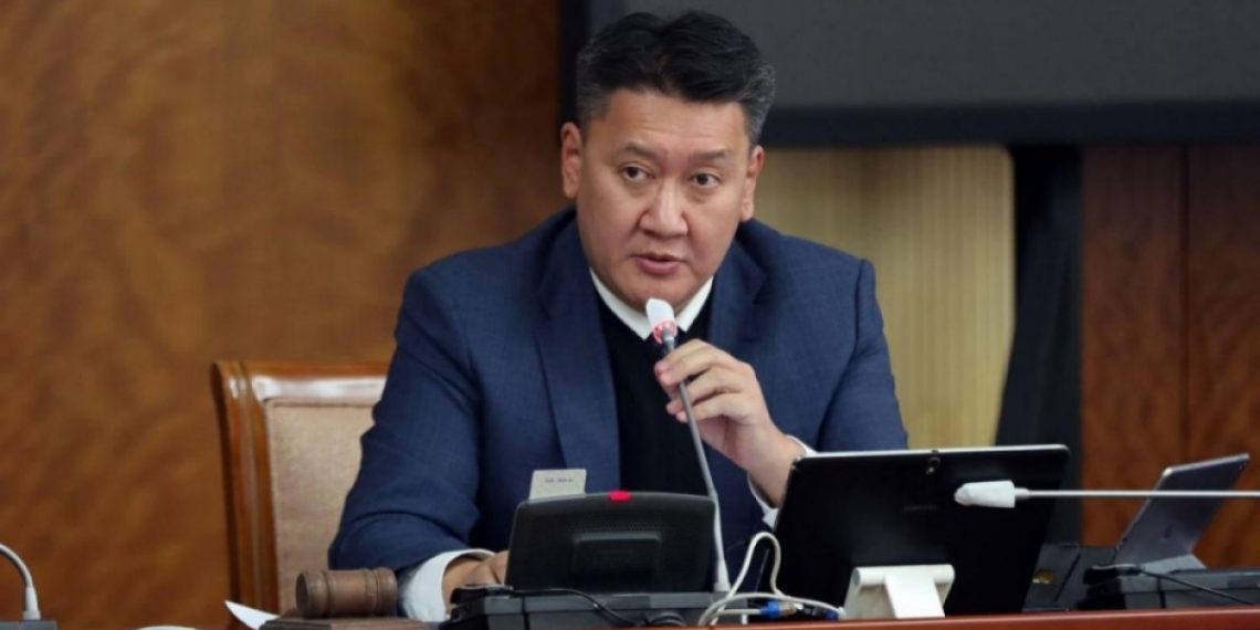 Б.Жавхлан: Хүүхдийн мөнгийг бүх хүүхдэд олгохоор судалж байна