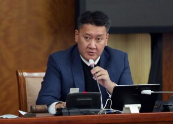 Б.Жавхлан: Хүүхдийн мөнгийг бүх хүүхдэд олгохоор судалж байна