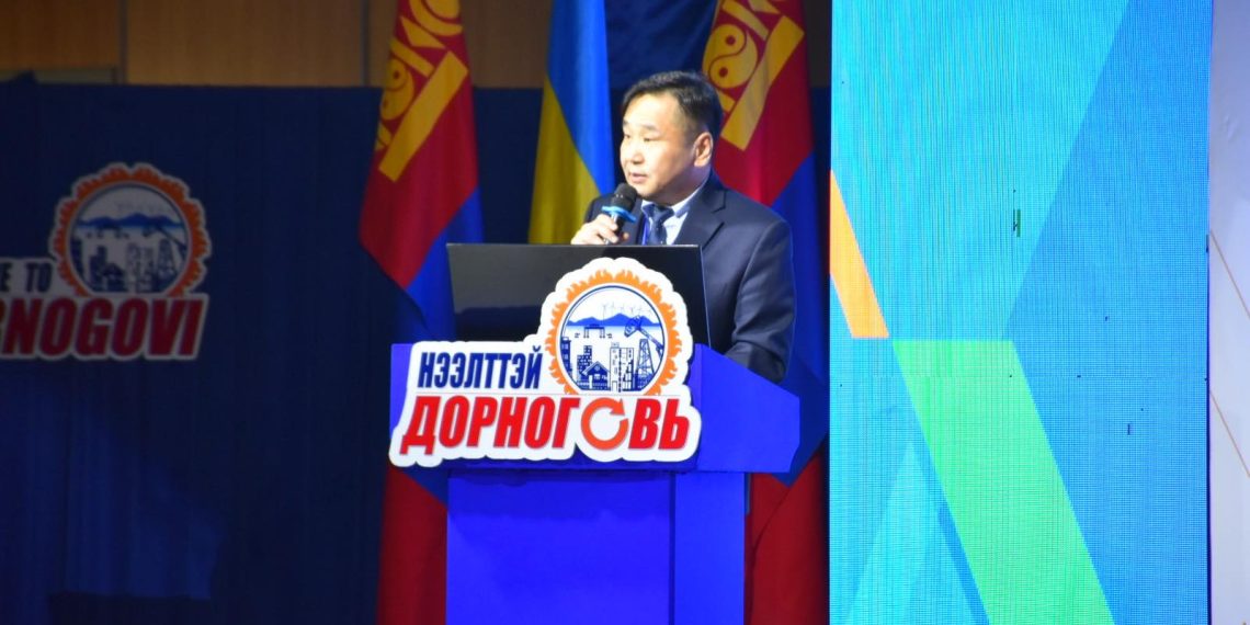 Дорноговь аймаг шилжин суурьшигчдыг хүлээж авах бодлогоо танилцуулж байна
