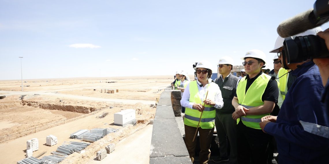 Д.Амарбаясгалан: Газрын тос боловсруулах үйлдвэр барих төслийг амжилттай хэрэгжүүлэхийн төлөө Засгийн газар анхаарч ажиллаж байна