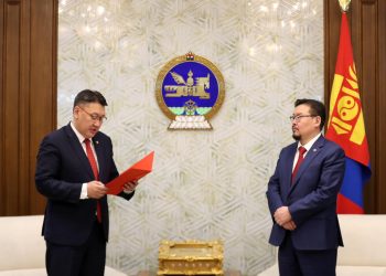 2023 оны төсвийн тухай хуульд өөрчлөлт оруулах тухай хуулийн төслийг УИХ-д өргөн барилаа