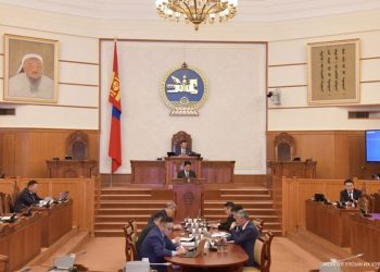 УИХ: Ерөнхий сайдад хандсан асуулгын хариуг сонсож, төсвийн тодотголыг хоёр дахь хэлэлцүүлэгт шилжүүллээ