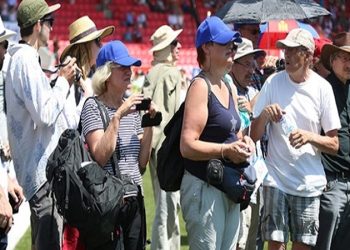 Долоодугаар сарын байдлаар 300 мянган жуулчин иржээ