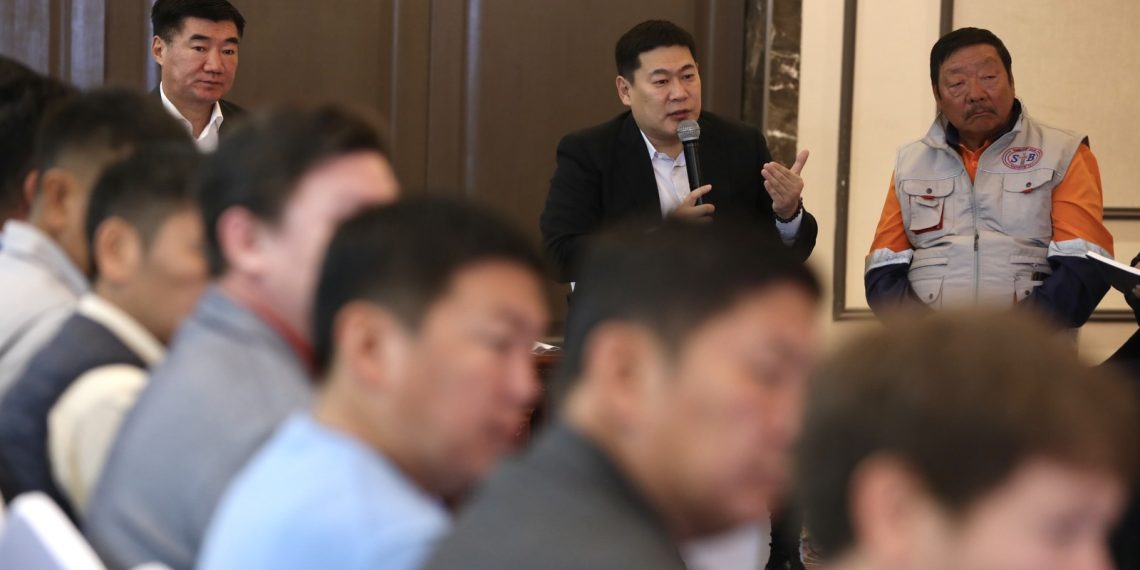 Хариуцлага алдсан авто замын компаниудыг хар жагсаалтад оруулна