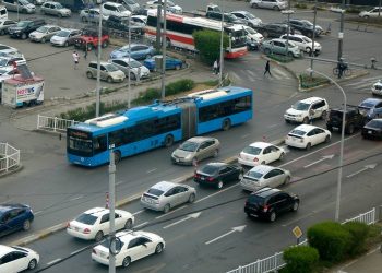 Замын хөдөлгөөний эрчим 31 хувиар буурчээ