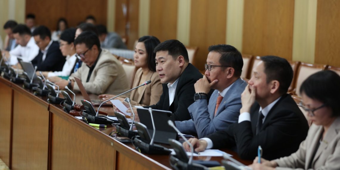 Аялал жуулчлалыг хөгжүүлэх Үндэсний хорооны II хуралдаан болж, Ерөнхий сайд өвлийн аялал жуулчлалд бэлтгэж эхлэх чиглэл өглөө