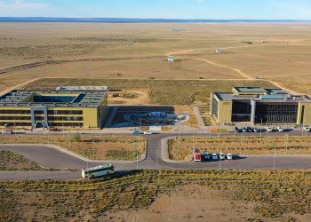 “Эрдэнэс Тавантолгой” ХК-ийн уурхайчид “Эрдэнэс хотхон”-д байрлаж байна