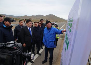 Ерөнхий сайд Л.Оюун-Эрдэнэ Улаанбаатар-Дархан чиглэлийн хатуу хучилттай автозамыг энэ онд багтаан бүрэн дуусгахыг үүрэг болголоо