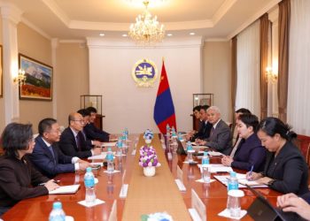 ӨМӨЗО-ы Намын хорооны нарийн бичгийн дарга Сүнь Шаочөн Монгол Улсад айлчилж байна