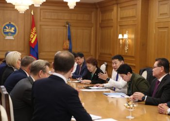 Ерөнхий сайд Л.Оюун-эрдэнэ ОХУ-ын засгийн газрын орлогч дарга В.В.Абрамченког хүлээн авч уулзлаа