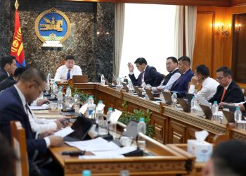 Нийслэл Улаанбаатар хотын замын хөдөлгөөний түгжрэлийг бууруулах, гэр хорооллыг орон сууцжуулах тухай болон дагалдах хуулийн төслүүдийг УИХ-д өргөн мэдүүлнэ