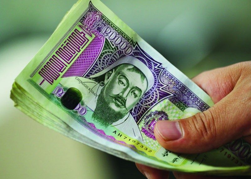 Олон хүүхэдтэй эцэг, эхийн тэтгэмжийг энэ сарын 21-нд олгоно