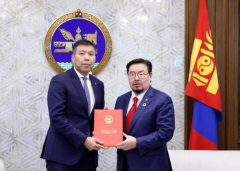 Гэр бүлийн тухай хуулийн шинэчилсэн найруулгын төслийг өргөн мэдүүллээ