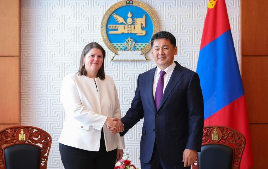 Канад Улсаас Монгол Улсад суух Элчин сайд Итгэмжлэх жуух бичгээ өргөн барив