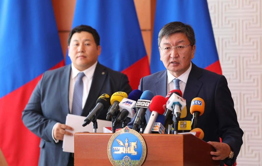 Я.Содбаатар: Ерөнхийлөгчийн нэр төрд халдсан мэдээлэл нь хуурамч тул хуулийн байгууллагад хандсан