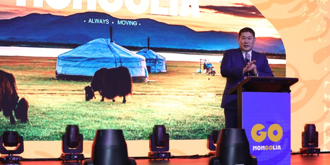 Монгол, солонгосчууд хамтдаа “Хөх толботон” аялал жуулчлалын шинэ маршрут нээх санаачилгыг Ерөнхий сайд дэвшүүллээ