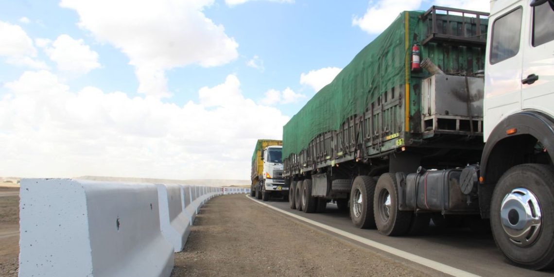 “Эрдэнэс Тавантолгой” ХК ачаа тээврийн “С” төрлийн зорчих зөвшөөрлийг нээлттэй, ил тод болгосон
