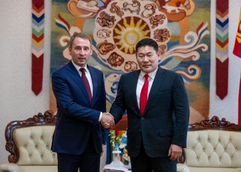 Ерөнхий сайд Л.Оюун-Эрдэнэд ОХУ-ын байгалийн нөөц, экологийн сайд А.А.Козлов бараалхав