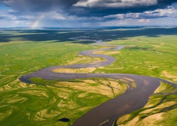 Хэрлэн гол үерийн болон аюултай түвшинг даван үерлэж байна