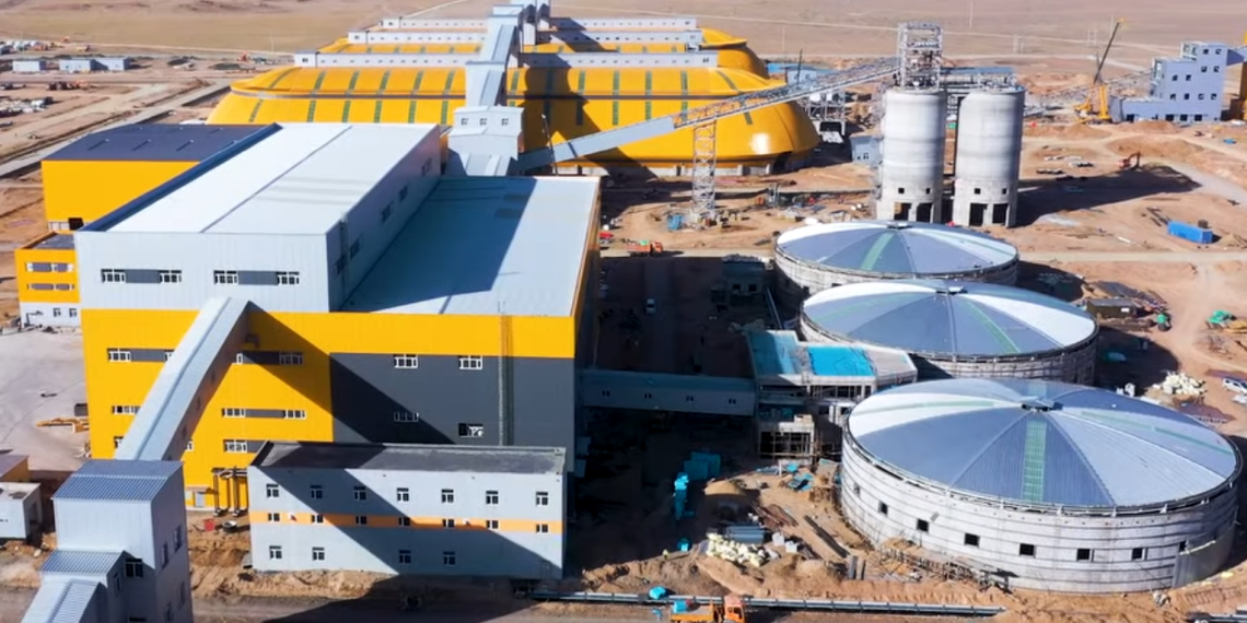 “Эрдэнэс Тавантолгой” ХК-ийн нүүрс баяжуулах үйлдвэр экспортын бүтээгдэхүүн үйлдвэрлэж байна