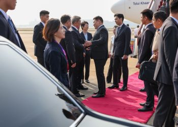 Монгол Улсын Ерөнхий сайд Л.Оюун-Эрдэнэ БНХАУ-д айлчилж байна