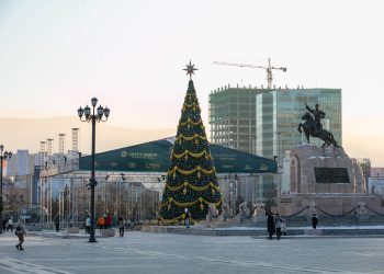 Төв талбайн сүлд модны гэрлийг энэ сарын 10-нд асаана