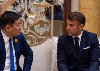 Ерөнхий сайд Л.Оюун-Эрдэнэ Бүгд Найрамдах Франц Улсын Ерөнхийлөгч Эммануэль Макронтой уулзлаа