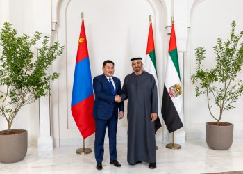 Ерөнхий сайд Л.Оюун-Эрдэнэ Арабын Нэгдсэн Эмират Улсын Ерөнхийлөгчид бараалхав