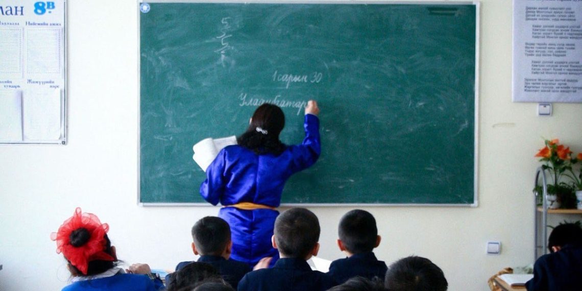 Орон нутгийн ерөнхий боловсролын сургуулиудын хичээл энэ сарын 20-нд эхэлнэ