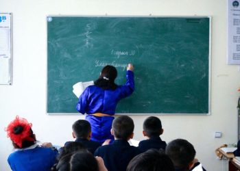 Орон нутгийн ерөнхий боловсролын сургуулиудын хичээл энэ сарын 20-нд эхэлнэ