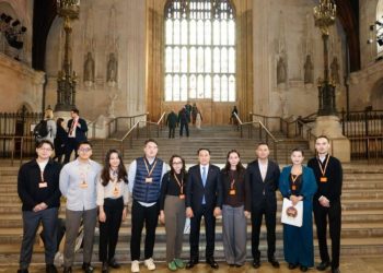 УИХ-ын дарга Д.Амарбаясгалан Британийн технологийн компанид ажиллаж буй Монгол залуустай уулзлаа