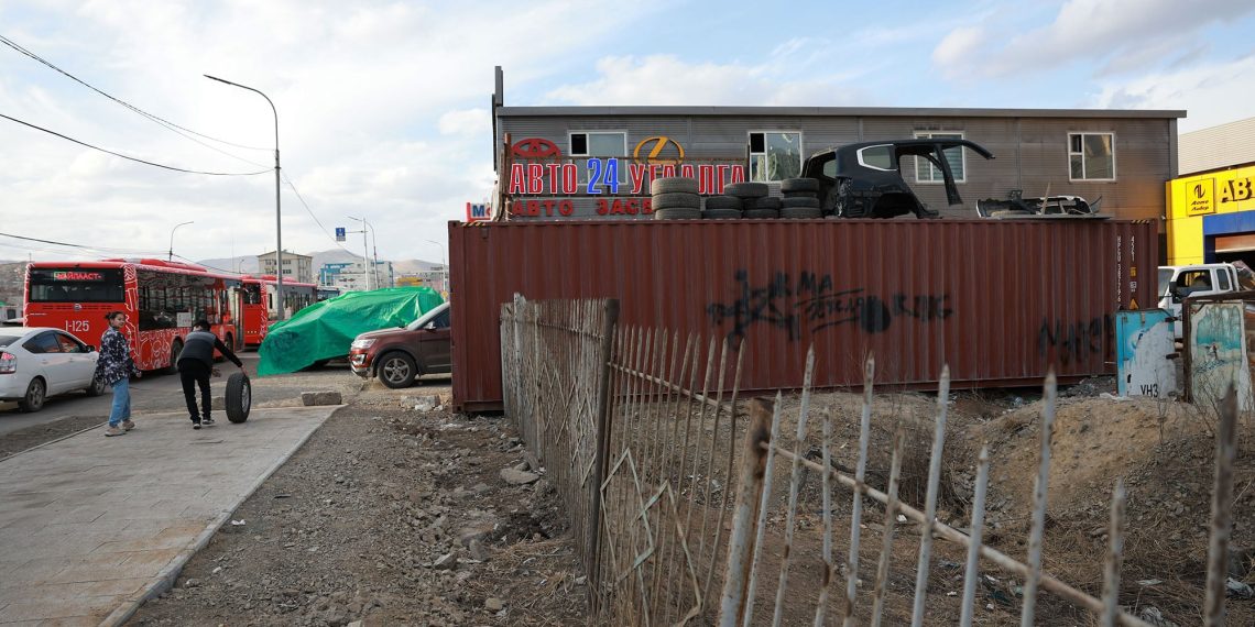 Хотын өнгө үзэмжийг сайжруулах ажлын хүрээнд хяналт хийж, зөрчил арилгах ажлыг эхлүүллээ