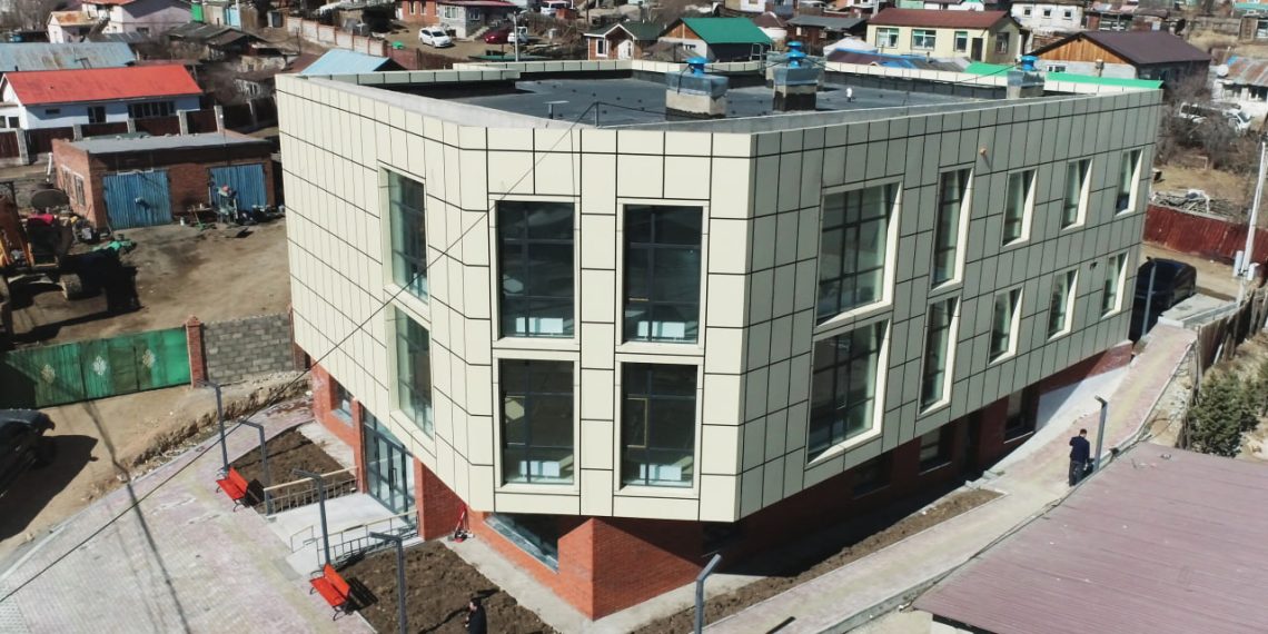 Чингэлтэй дүүргийн 17 дугаар хорооны цогцолбор барилгыг ашиглалтад орууллаа