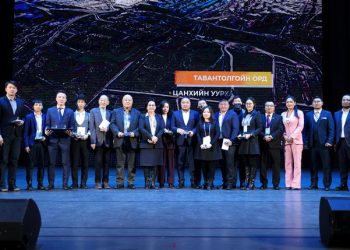 “Эрдэнэс Тавантолгой” ХК-ийн геологичид “Шилдэг хайгуулын баг”-аар шалгарлаа