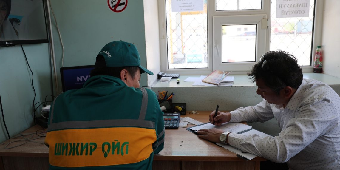 Шатахуун импортлогч аж ахуйн нэгжүүдэд хяналт шалгалт хийж байна